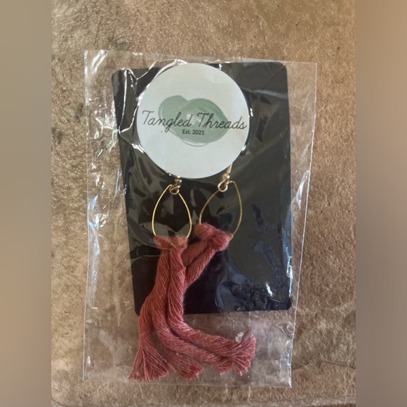 Hand Made Macrame // Earrings // Dark Orange - Picture 3 of 3